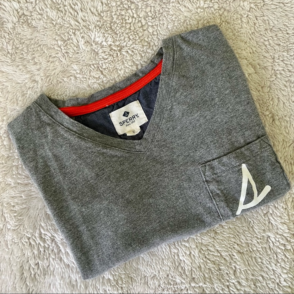 Sperry V-Neck Tee